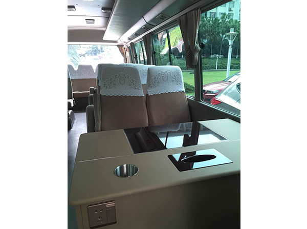 /Files/Image/车辆展示/中巴车/4.2.jpg?2018032911115413