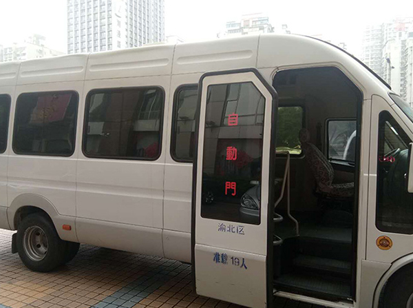 /Files/Image/车辆展示/中巴车/7.1.jpg?2018032911112454