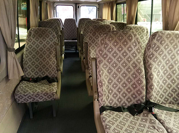 /Files/Image/车辆展示/中巴车/7.2.jpg?2018032911112454